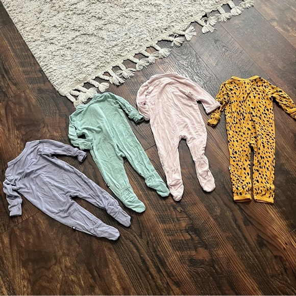 Lot of 4 Kyte Baby Play and Sleep Zippies size NB - Picture 6 of 8